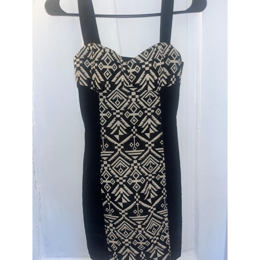 H&M Black and Cream Patterned Mini Dress